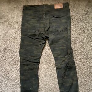 Men camouflage straight leg jeans